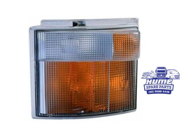 CORNER LIGHT AMBER & CLEAR RHS  FOR SCANIA 2006 - 2017. Main image